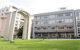 上海對外經貿大學校景